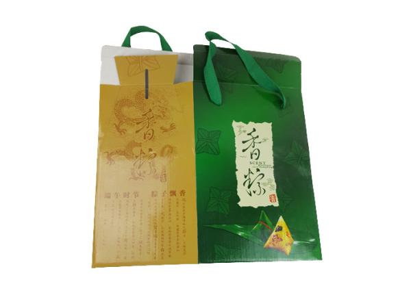 Foldable Cardboard Paper Box Gloss Lamination UV Embossing Craft Customized Gift Box for Packaging
