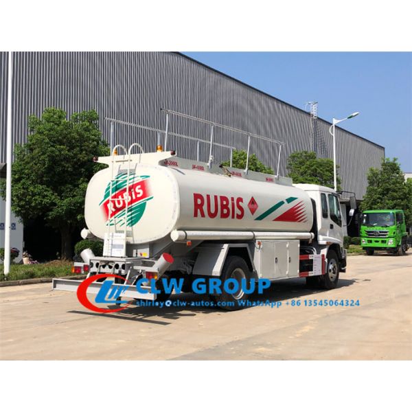 4 camion d'ISUZU FTR 15000L Refueler de compartiment