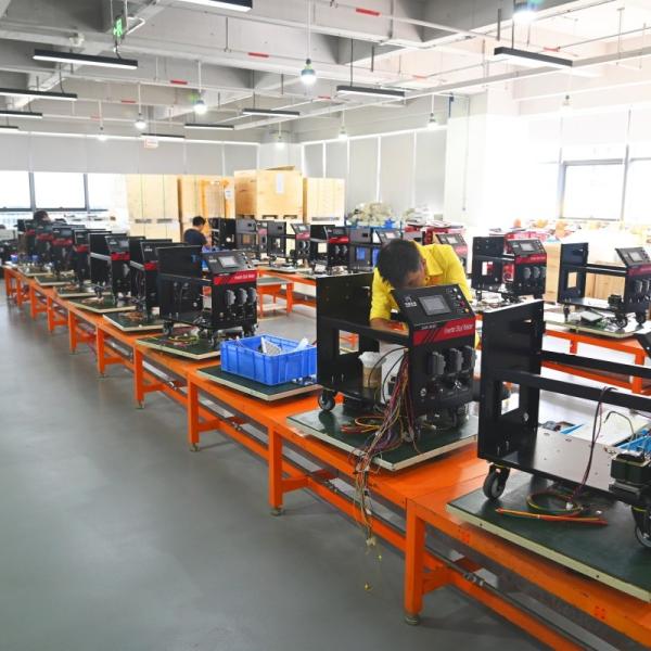Automatic 6 Axis Welding Robot For Metal Fabrication Industry , Automotive Industry