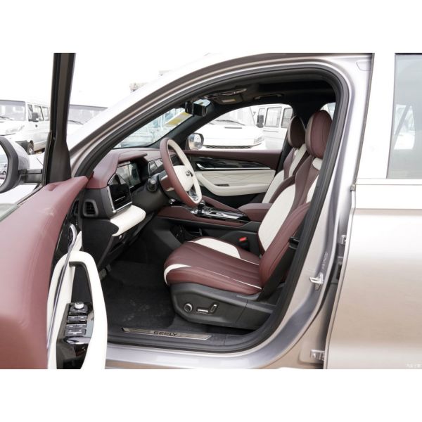 Black Geely Xingyue L Monjaro бензиновый автомобиль 2.0t 4WD Awd SUV с объемом двигателя ≤1000cc