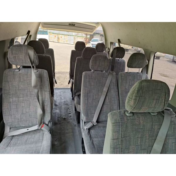 Используемое японское везет Hiace на автобусе 13 - бренд Тойота управления рулем левой стороны бензинового двигателя 15seater