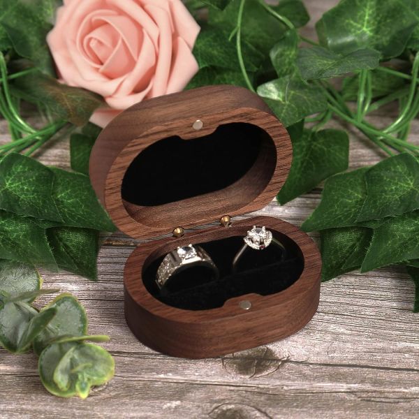High quality wooden ring box Walnut circular ring box Wedding Valentine gift can be customized laser logo
