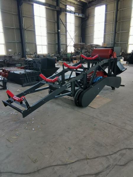 High Efficiency Belt Conveyor Accessories Traveling Tripper Versatile Discharge System