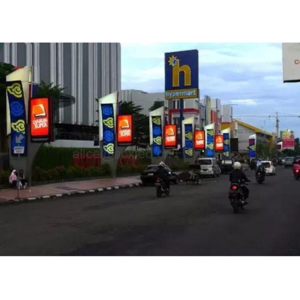 P6mm Street Light Pole LED Display , Pole Advertising Board 192x192