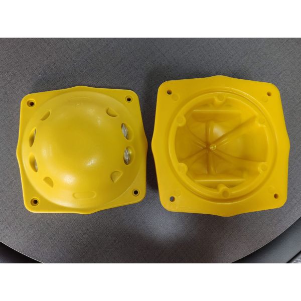 Yellow ABS Plastic Road Stud Pavement Marker with 170*170*45mm 173*173*65mm 200*200*70mm Sizes for Traffic Safety