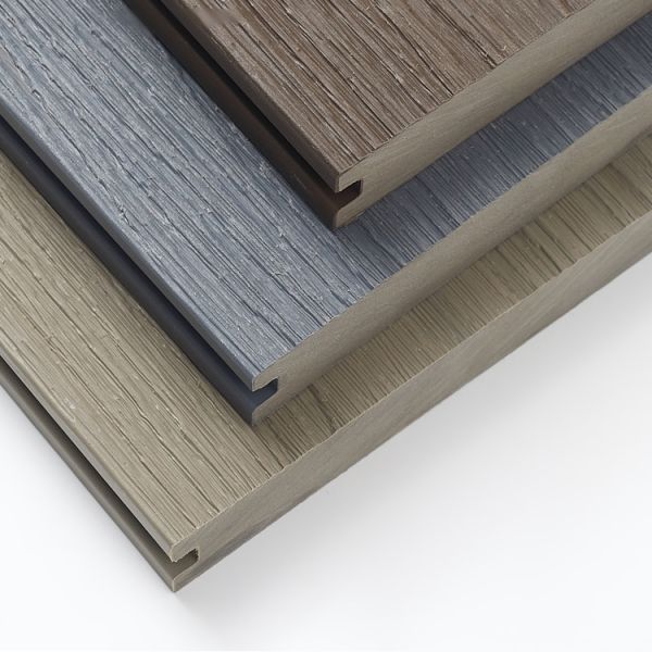 Co Extruded Wood Plastic Composite Decking For Outdoor Space