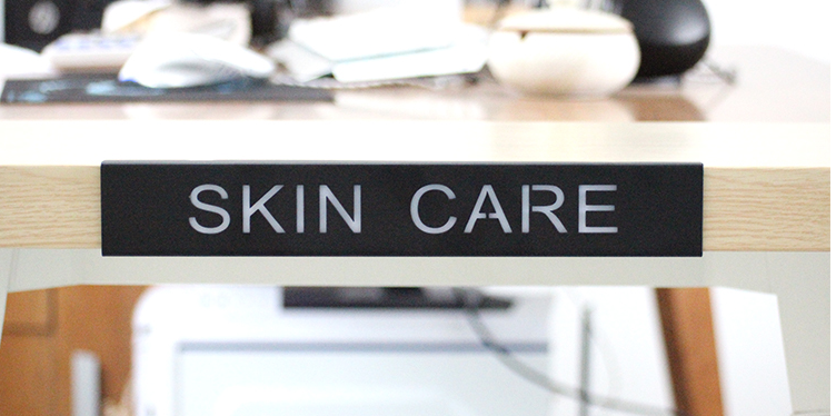 Современная косметическая витрина дисплея, модный шкаф дисплея макияжа