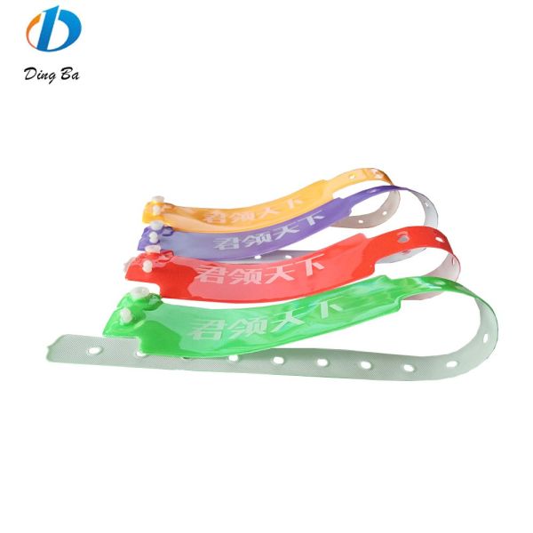 Design PVC Plastic Bracelet for Anniversary Occasion Eco-friendly Reflective Wrist Band