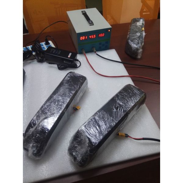 Light Weight  24v ,36v,48v HL1 Downtube Lithium Ion Battery For Ebike With Usb Port