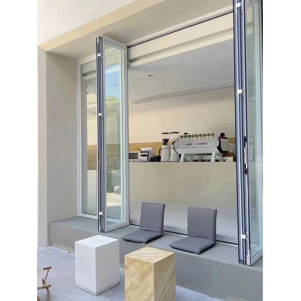 Toronto Folding Windows | Canadian Climate-Adapted Designs