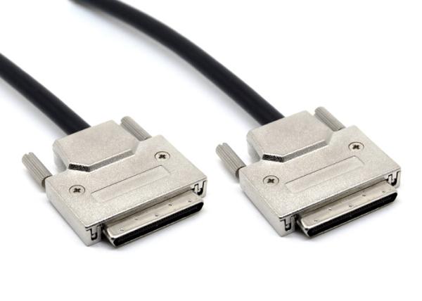 68 Pin Scsi III Cable Vhdc  Zinc Alloy Shell Screw Type 1 Amp Rated Current