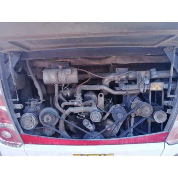 Commercial Yutong Used Motor Coaches Yuchai Engine With 53 Seats