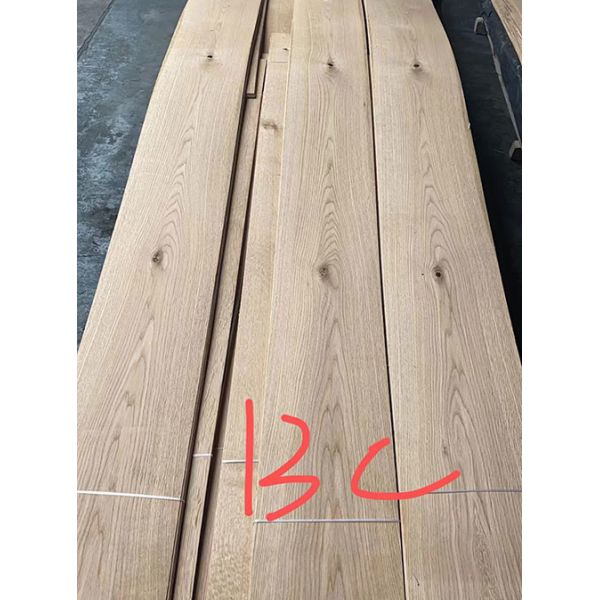 BC Grade European Oak Wood Veneer Crown Cut