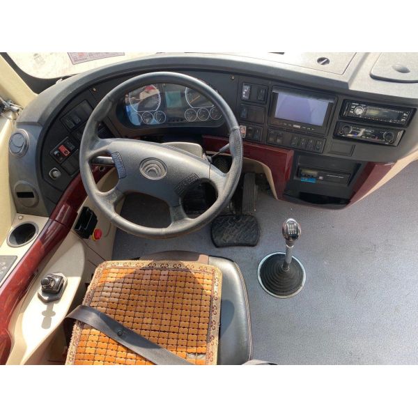 Used Coach Bus ZK6876 Public Bus 36 Seats Yutong City Bus