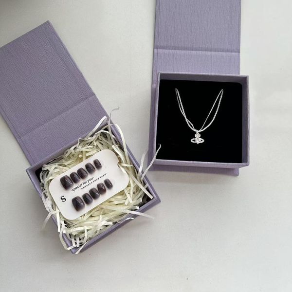 Boîte cadeau magnétique carrée violette boîte cadeau de bijoux d'anniversaire boîte cadeau collier boîte de conditionnement