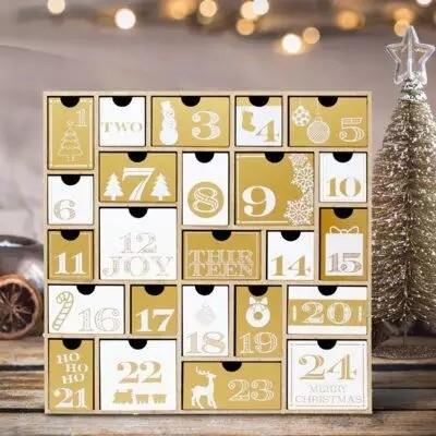 Caixas de presente do cartão do Natal da forma da árvore com gaveta pequena