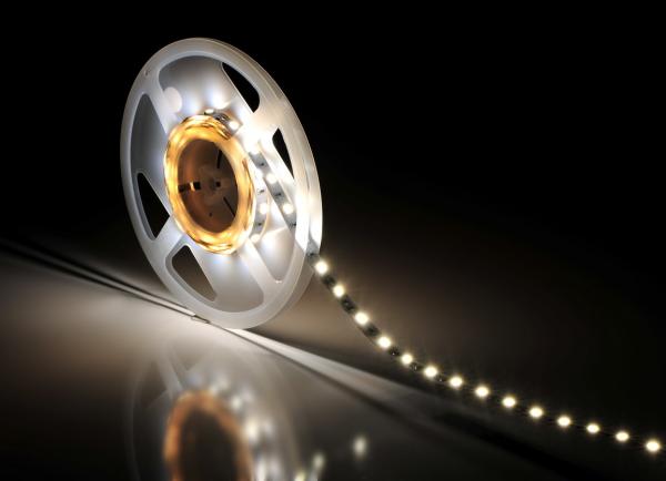 5050 48LEDs/m 240LEDs/roll 10.4w/m Super Bright 5M SMD LED Strip Lighting Decorative 2400K - 6500K