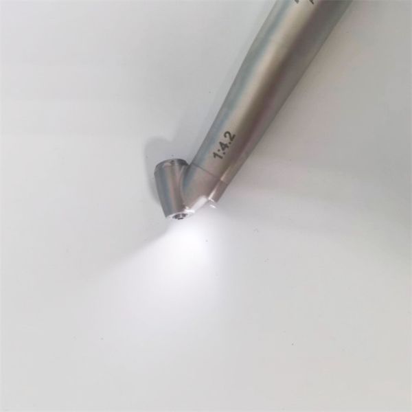 Anillo rojo Herramientas quirúrgicas Turbina dental 1: 4.2 Baja velocidad 45 grados Dental de mano