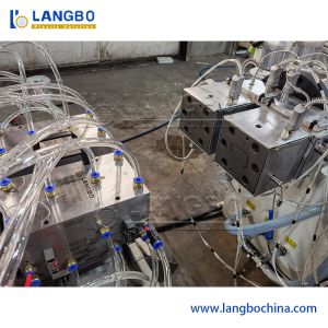55/110 Conical Twin Screw Extruder PVC Profile Extrusion Line for 1180mm Cable Trunking with 22KW Motor Power