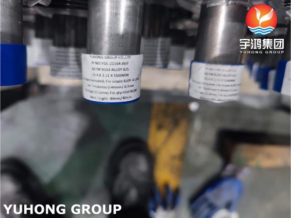 Robust Extruded Aluminium Finned Tubes ASTM B163 Incoloy 825 Base