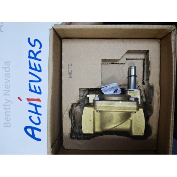 Danfoss EV220B 40 | Pilot-Operated 2/2 Solenoid Valve, G1½, 24/110/230V AC/DC