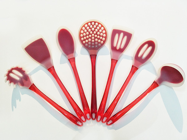 Fashionable plastic handle 7pcs silicone kitchen utensil sets with plastic handle