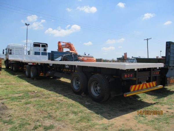 3 axles 20ft 40ft  container interlink super link trailer for sale