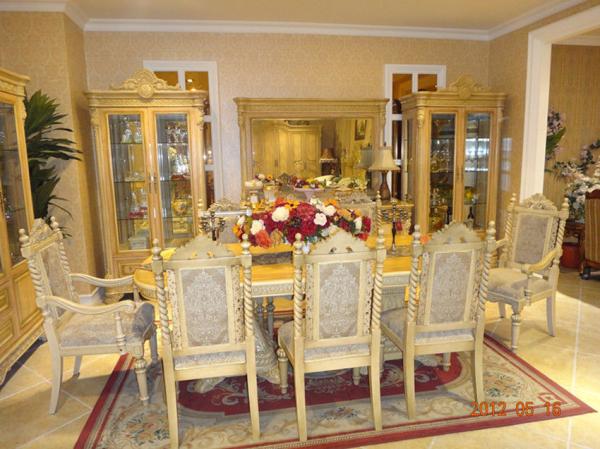 Luxurious Italian Palace Wooden Carving Dining Table Set Antique Dining Room Furniture