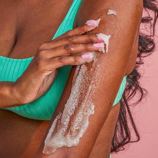Body Tropical Mango 18oz Sugar Exfoliating Scrub Ultra Hydrating For Skin Brightening