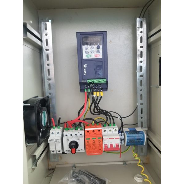 1,5 киловатта 3 аттестованный CE инвертора 380V-480VAC насоса участка солнечный