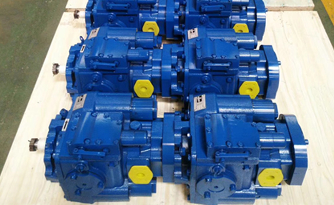 tandem hydraulic pumps Утомленные резиной компоненты тандемных гидронасосов крана пересеченной местности гидравлические общие