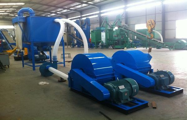 KG/H altamente eficiente de esmagamento de madeira da máquina do motor 15KW elétrico 600-700