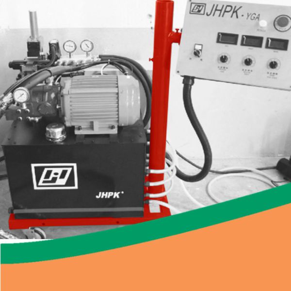 Puf Foaming Solar Water Heater Machinery