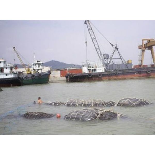 Dia 1.5m High BearingMarine Airbag For Ship Launching Rubber Salvage Airbags