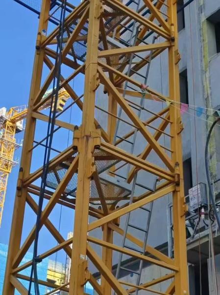 Top classic tower crane (6515-10) and construction project crane