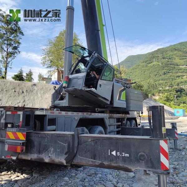 Occasion de Ton Used Zoomlion ZLJ5504JQZ80V de la grue 80 de Zoomlion de mobile de camion