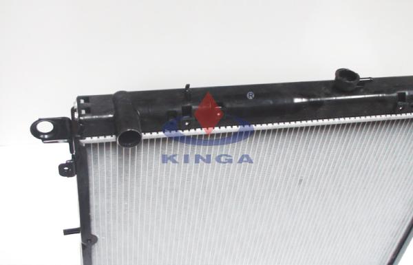 Aluminium racing radiators Toyota Radiator For LANDCRUISER 1998 , 2002 , UZJ100W