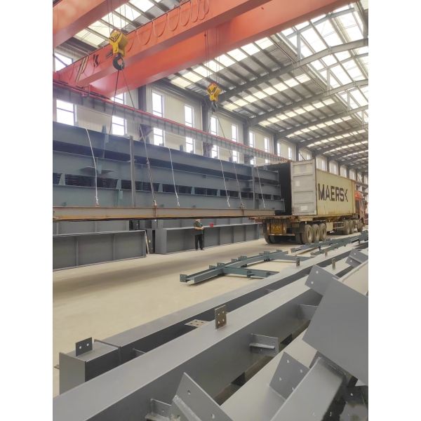 Hot-rolled steel structural material H-shaped steel purlin sandwich panel high-strength bolts