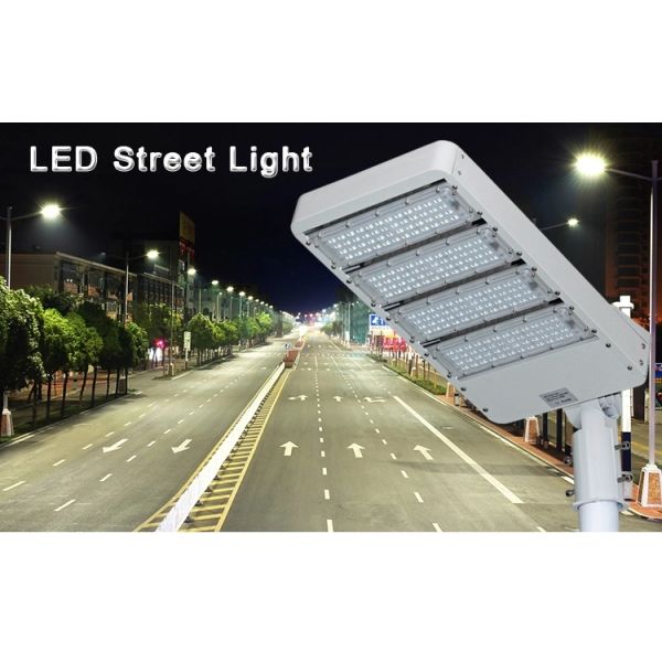 Roadway 200W LED Exterior Pole Lights / IP65 Led Street Lantern 120lm/W