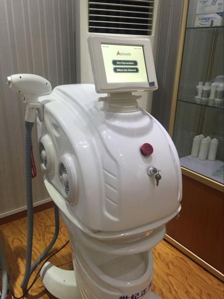 Portable Diode Laser 808nm Brown Hair Removal Equipment 1 - 10 Hz With Cooling System