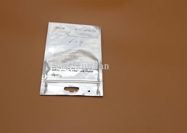 Matt Aluminum Foil Packaging Bags 10 ^ 8 - 10 ^ 10 Ω Aircraft Hole Material