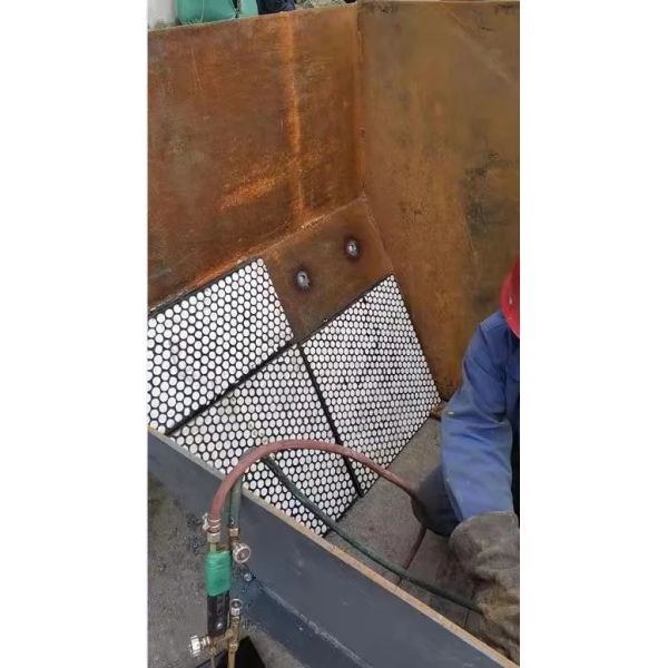 Горячие вулканизируя плитки носки керамического вкладыша глинозема 99% керамические