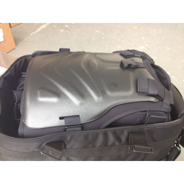 Костюм с сумкой транспорта, полный костюм бунта предохранения от шеи анти- бронежилета