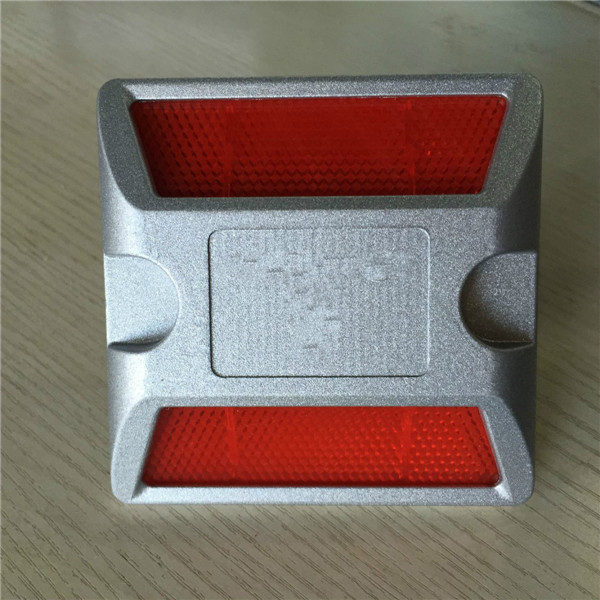 ROADSAFE Aluminum Road Stud With Double Reflectors Reflective Cat Eyes Road Marker Light For Enhanced Traffic Safety