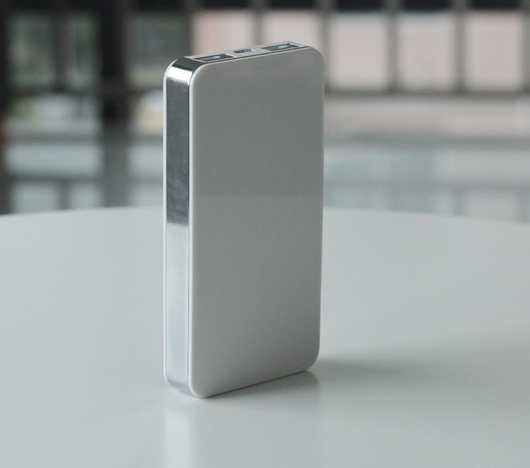 5000mAh QC Cute Size Dual USB Power Bank Charging Control High Capacity Long Cycle Life
