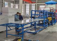 Máquina de fabricação de painéis de sanduíches de controlo de 1000 mm com sistema de corte de rastreamento voador