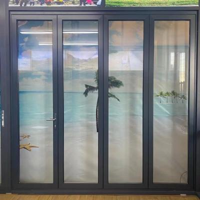 Puerta plegable de aluminio impermeable con alta eficiencia energética y bajo mantenimiento