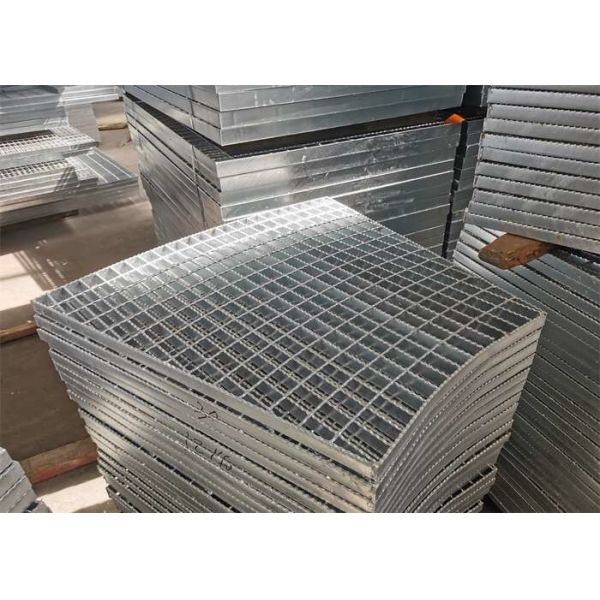 High Strength Platform Steel Grating 100mm Skid Proof Galvanised Walkway Mesh