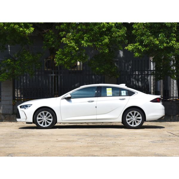 Buick Regal 2024 28t Indulge Version Gasoline Car with Braking System Epb and Benefit