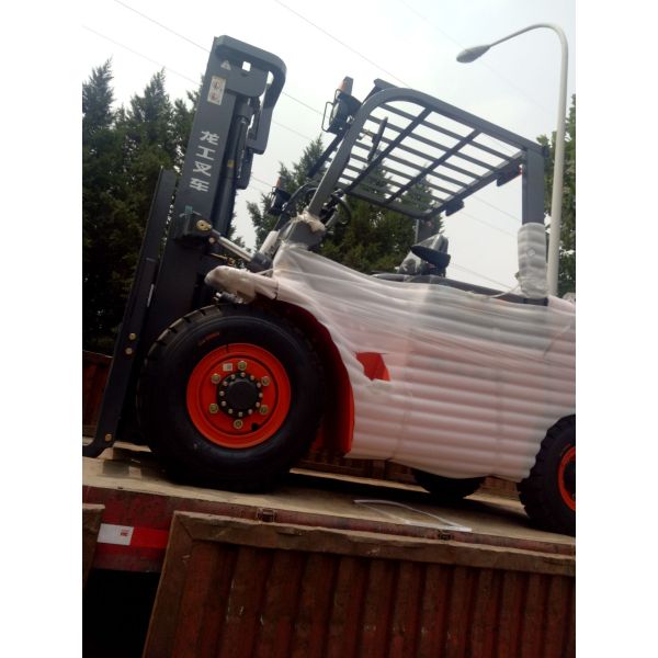 HELI Brand CPD20S Chinese / Japan Engine 2 Ton Electric Forklift 3 Wheel Forklift